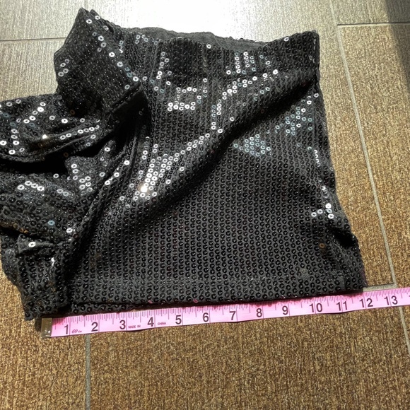 VENUS black sequin shorts | Large - Picture 11 of 13